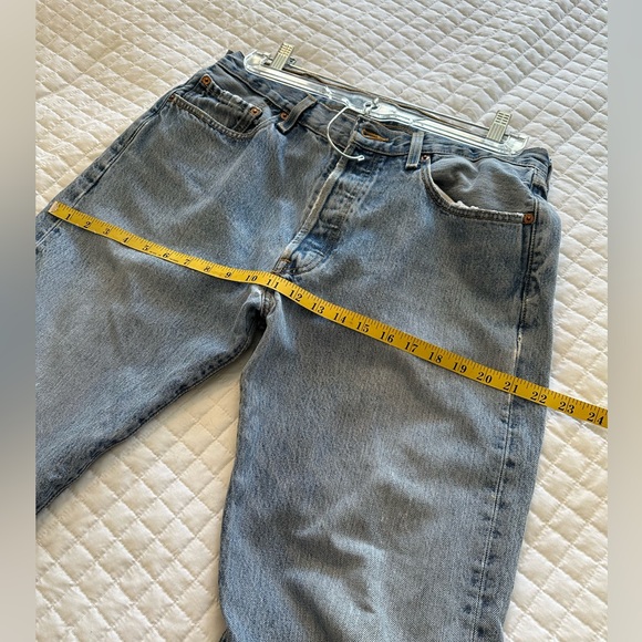 Levi's Classic 501 Jeans, size 34 - Picture 10 of 11